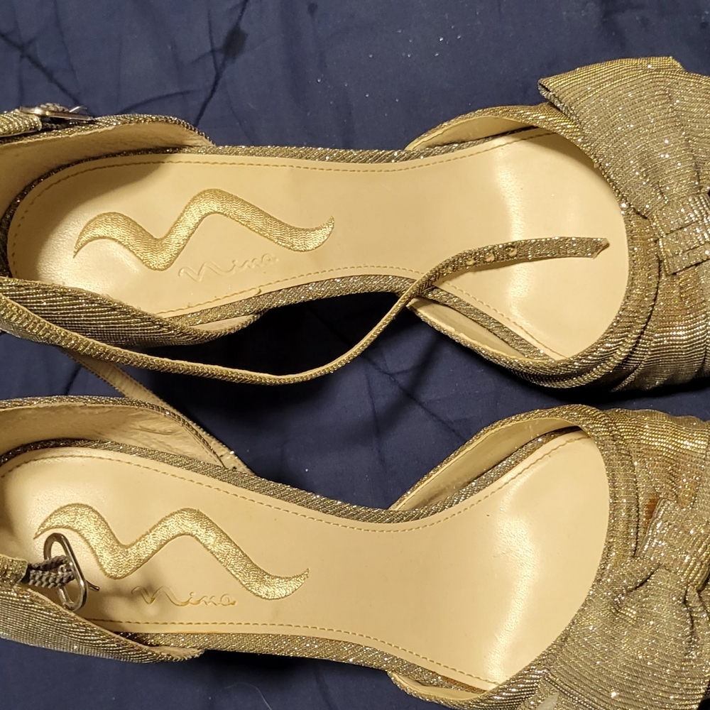 Dress up shoes